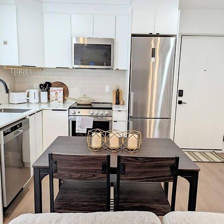 Centrally Located, Modern, 2 Bedroom Home Ванкувер Экстерьер фото